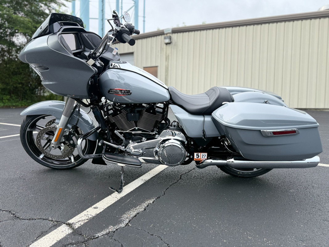 Road Glide®
