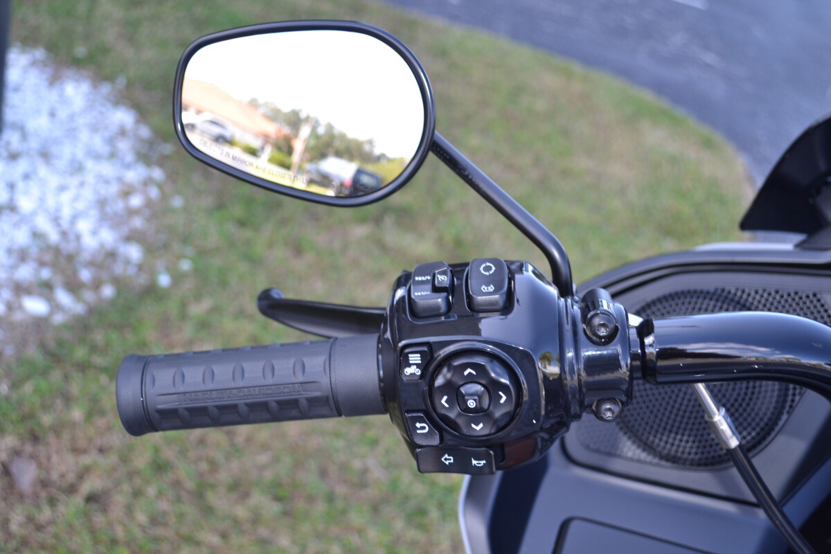 Road Glide®