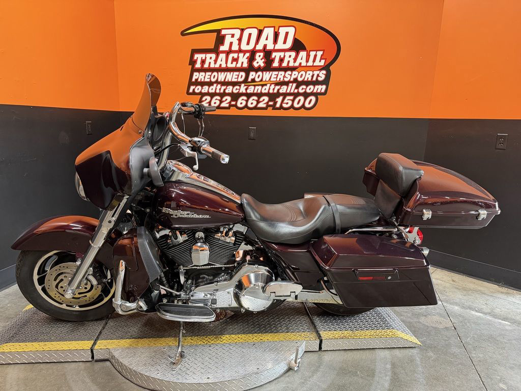 Street Glide®