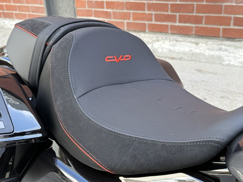 CVO® Road Glide®