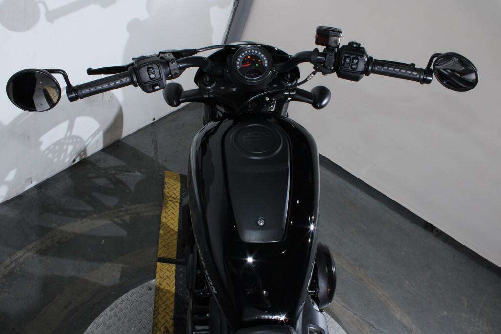 Nightster