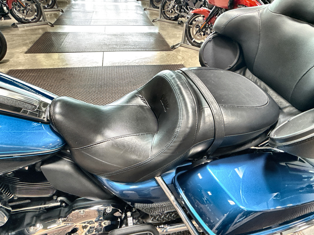 Electra Glide® Ultra® Limited 115th Anniversary