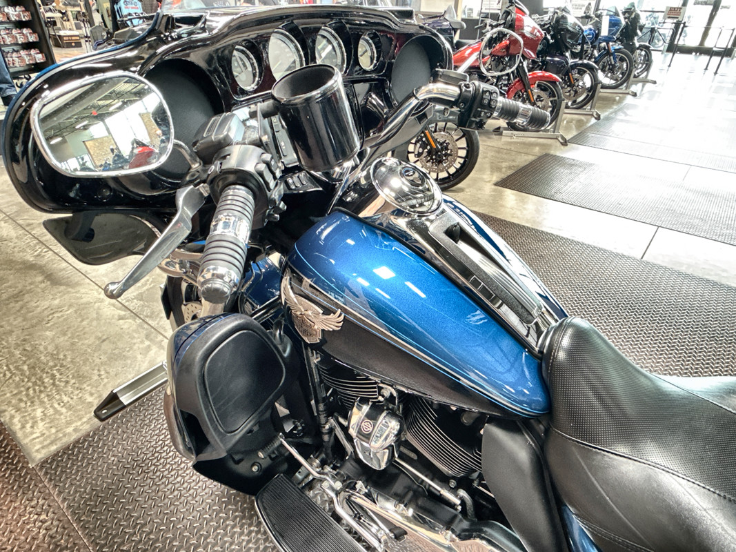 Electra Glide® Ultra® Limited 115th Anniversary