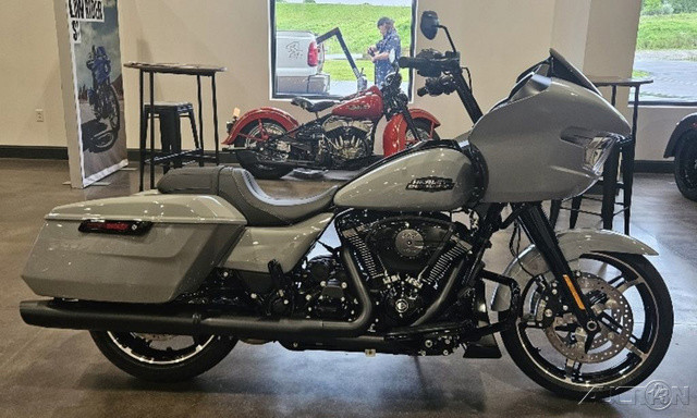 Road Glide®
