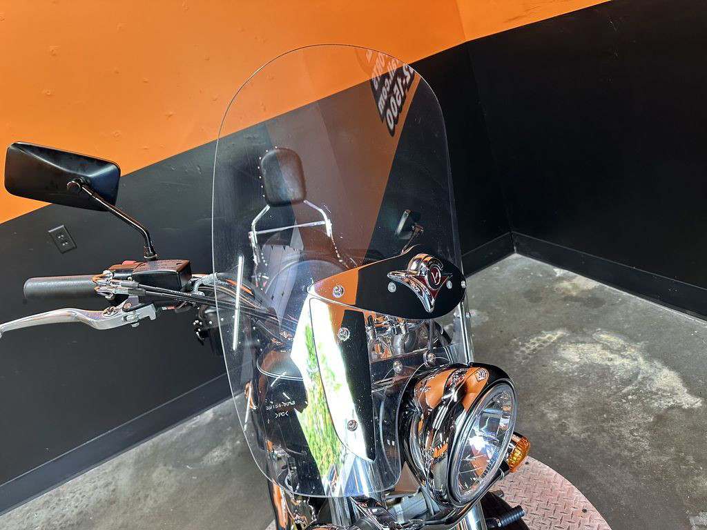 Vulcan 900 Classic LT