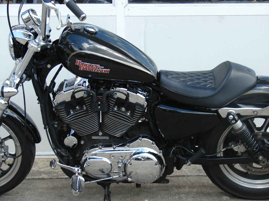 Sportster® SuperLow® 1200T
