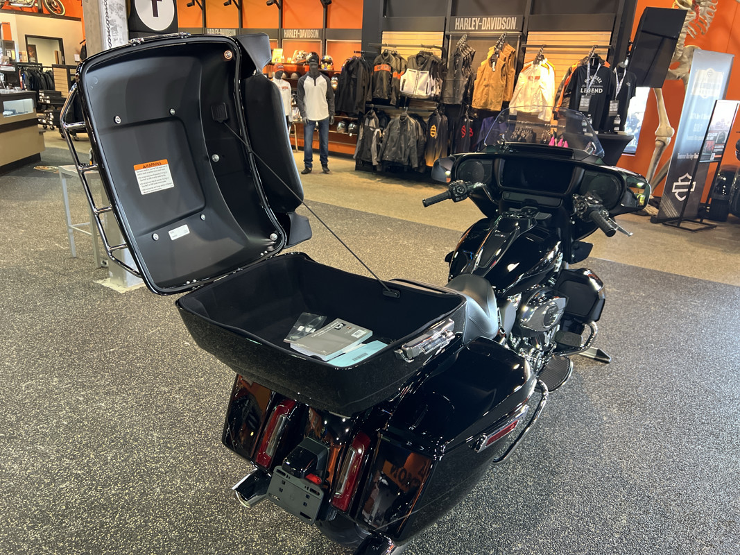 Street Glide® Ultra