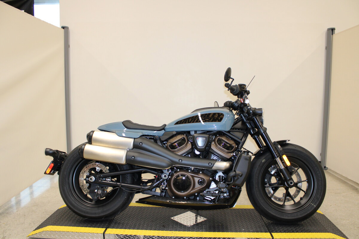 Sportster® S