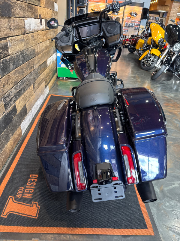 Road Glide®