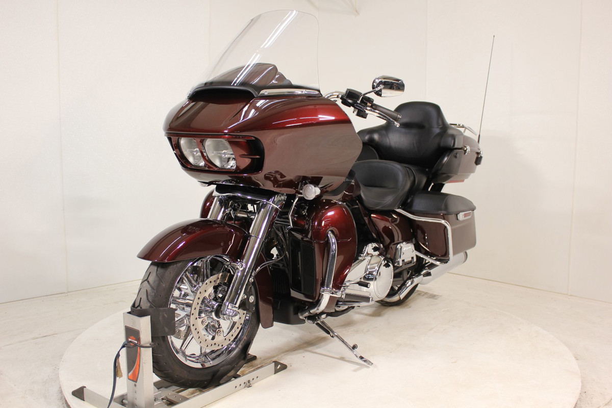 Road Glide® Ultra