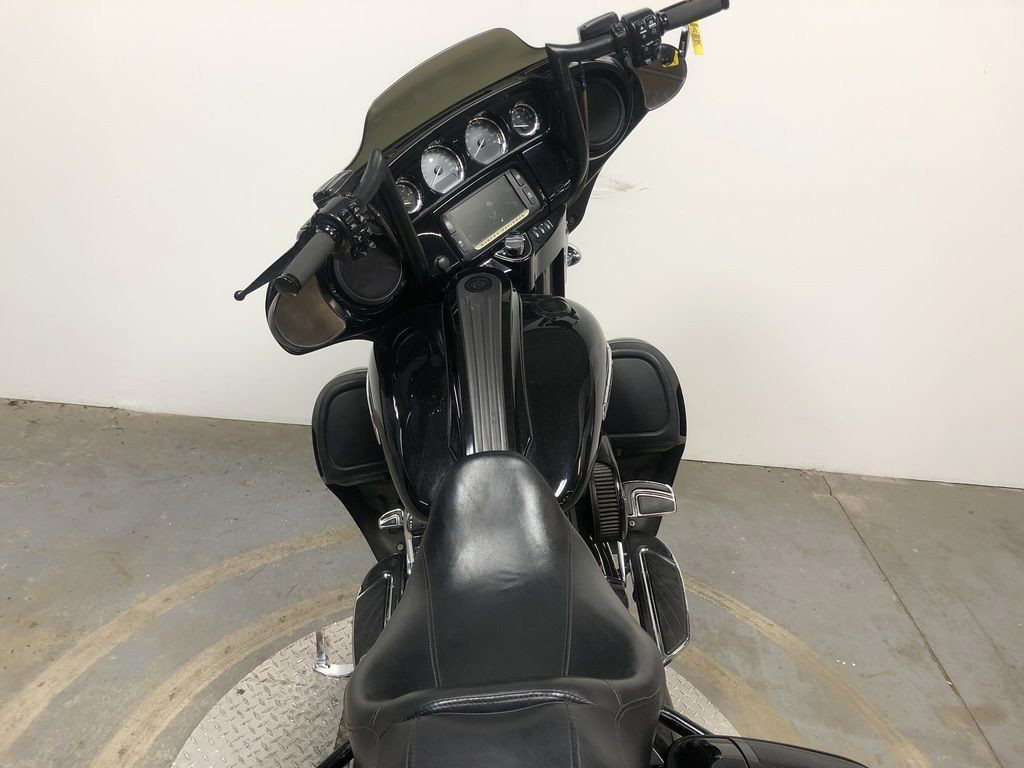 CVO® Street Glide®