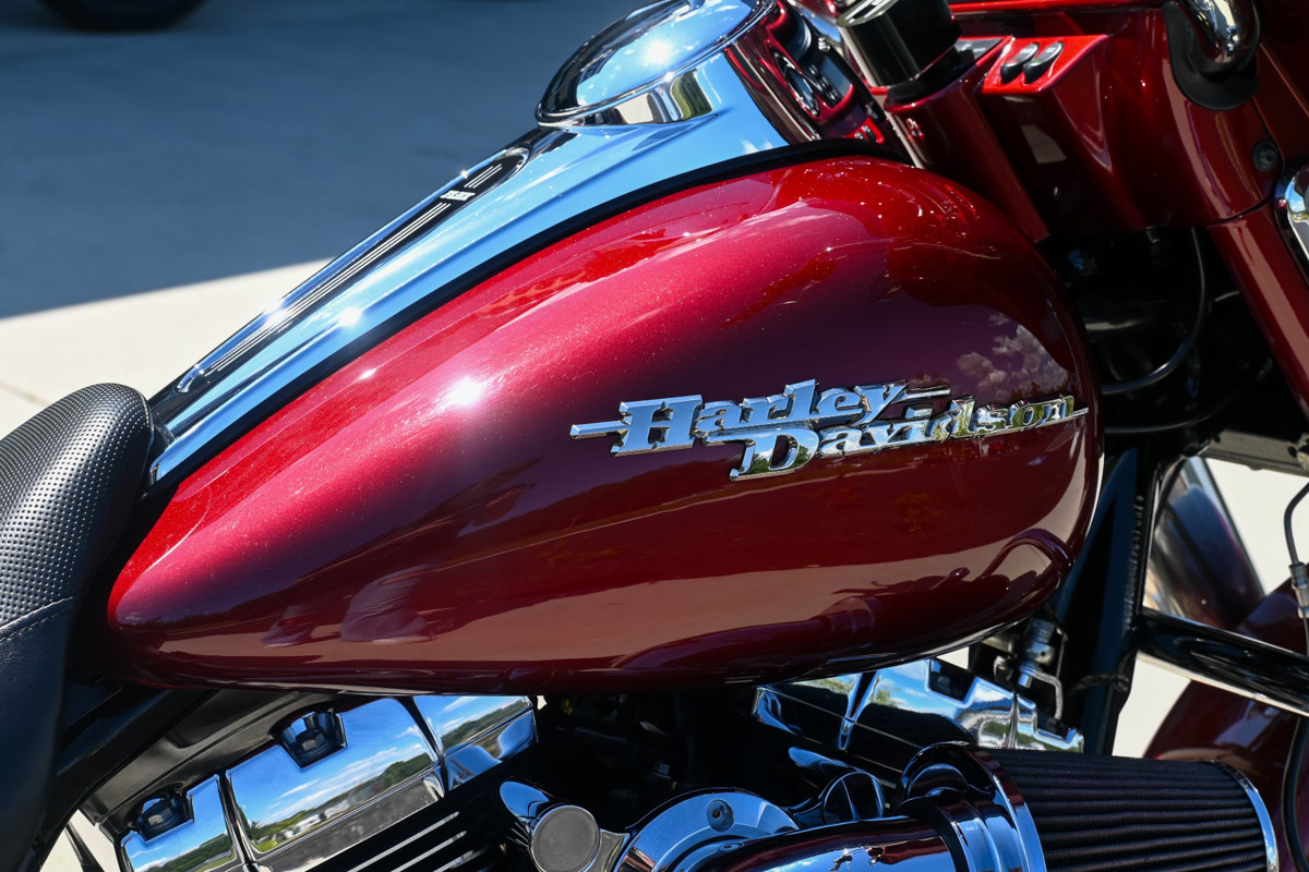 Street Glide®
