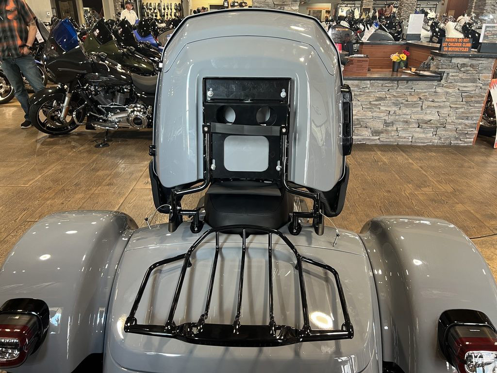 Road Glide® 3