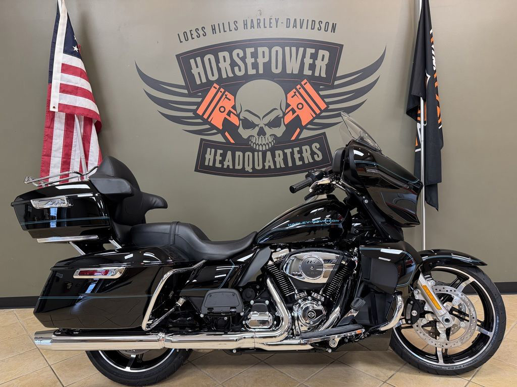 Street Glide® Ultra