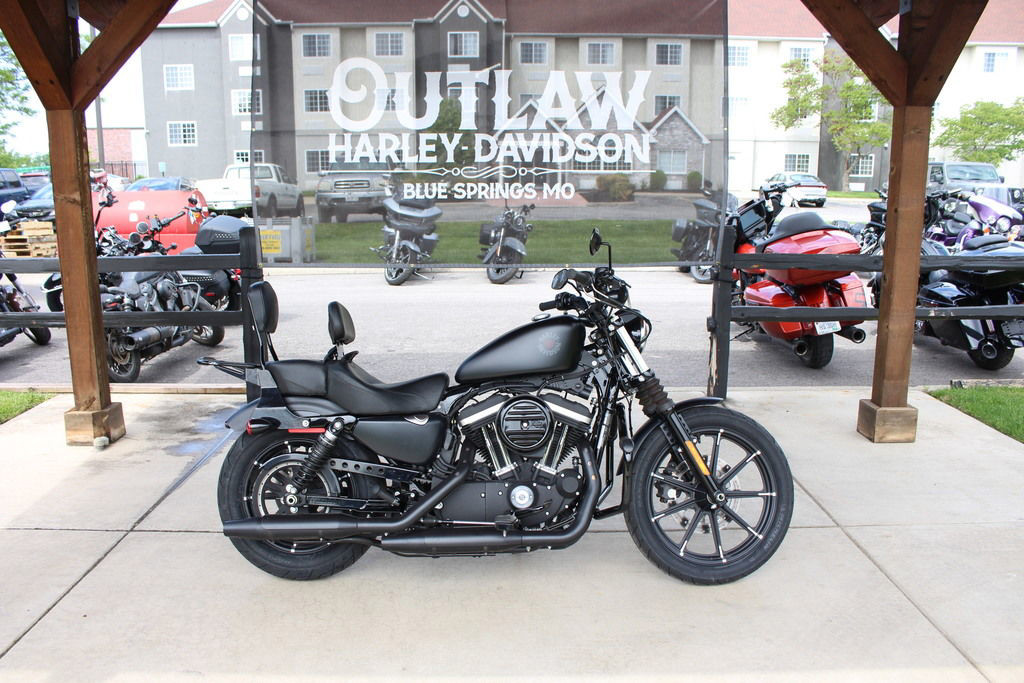 Iron 883®