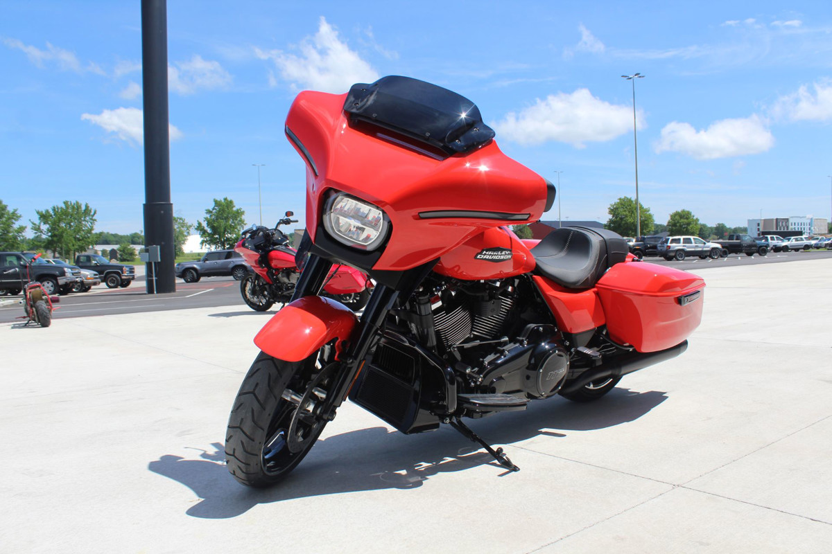 Street Glide®