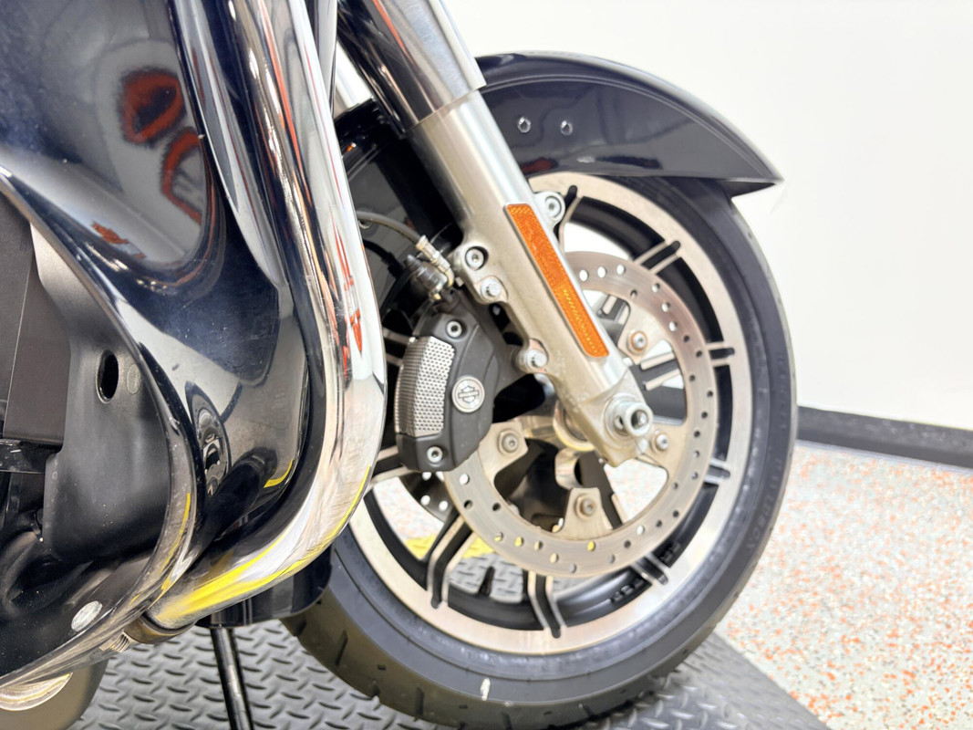 Road Glide® Ultra