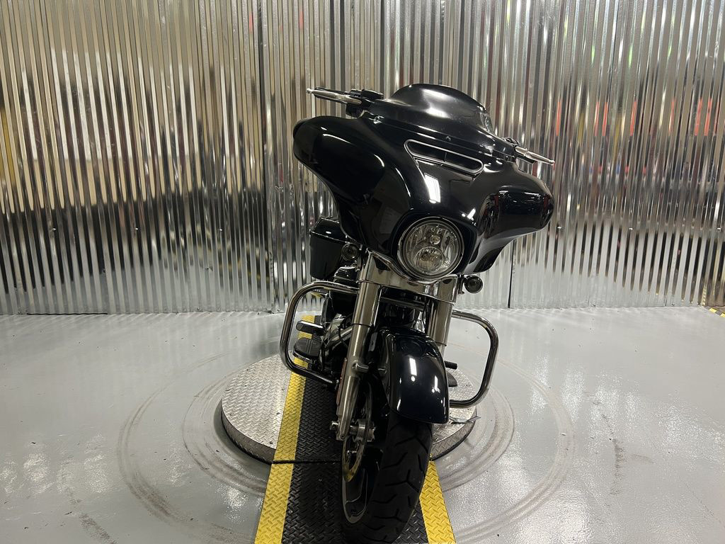 Street Glide®