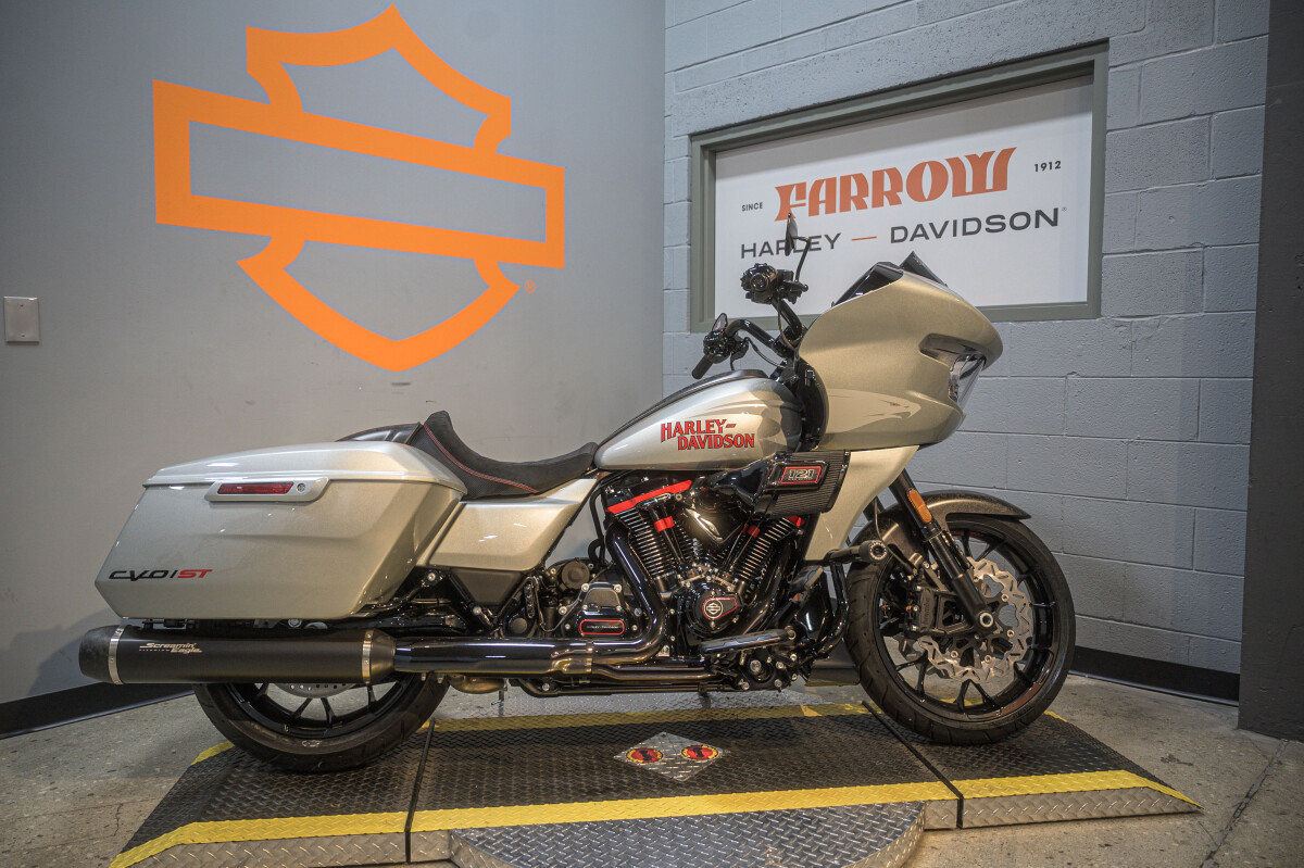 CVO® Road Glide® ST