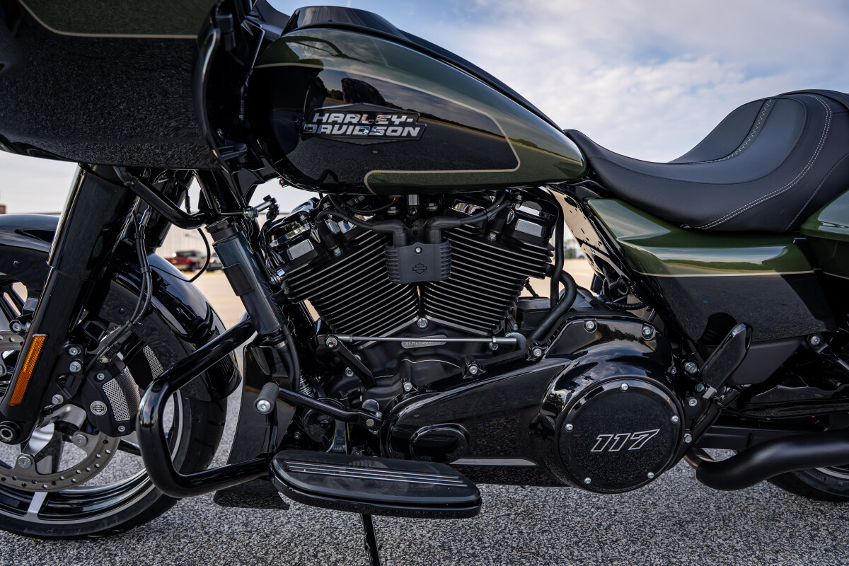 Road Glide®