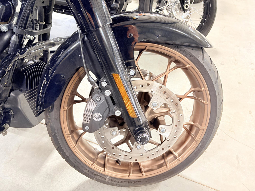 Street Glide® ST
