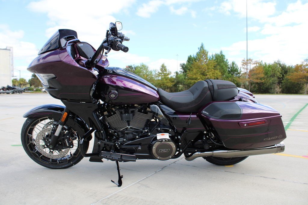 CVO® Road Glide®
