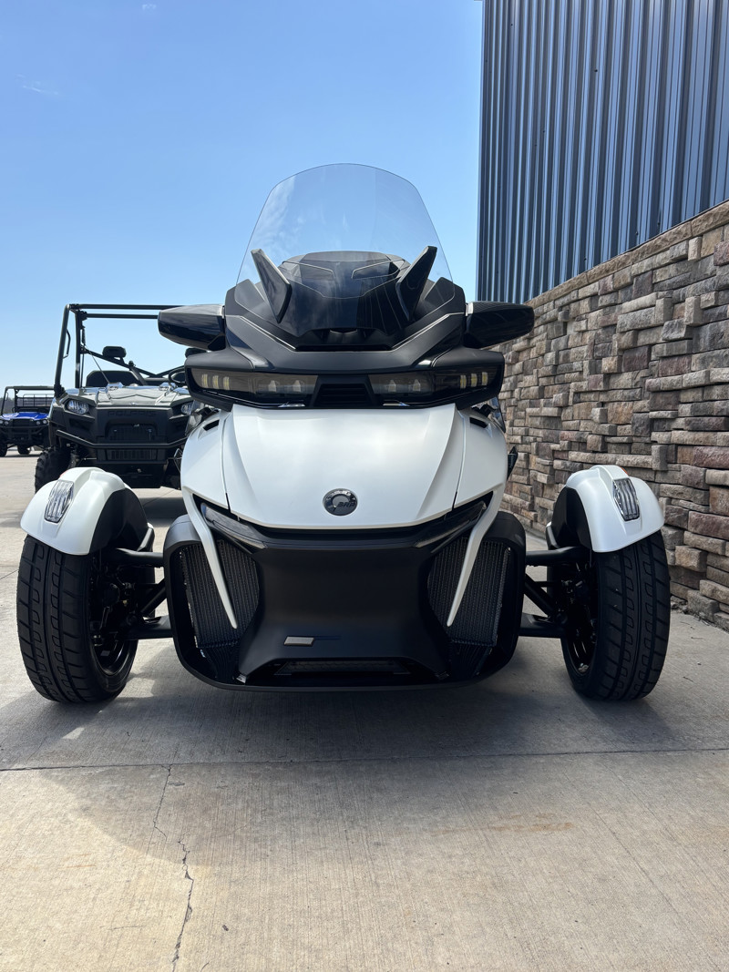 Spyder RT Sea-To-Sky