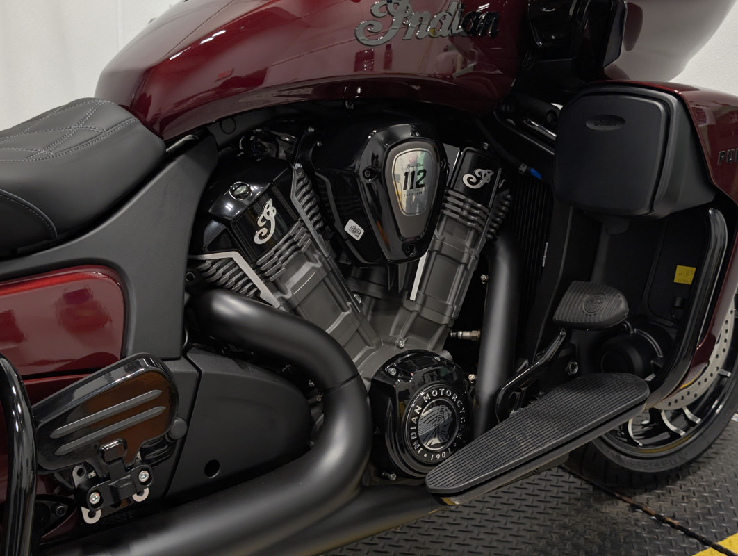Pursuit Dark Horse 112