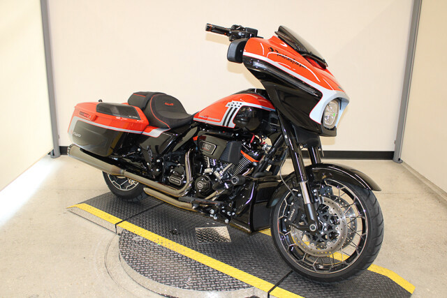 CVO® Street Glide®