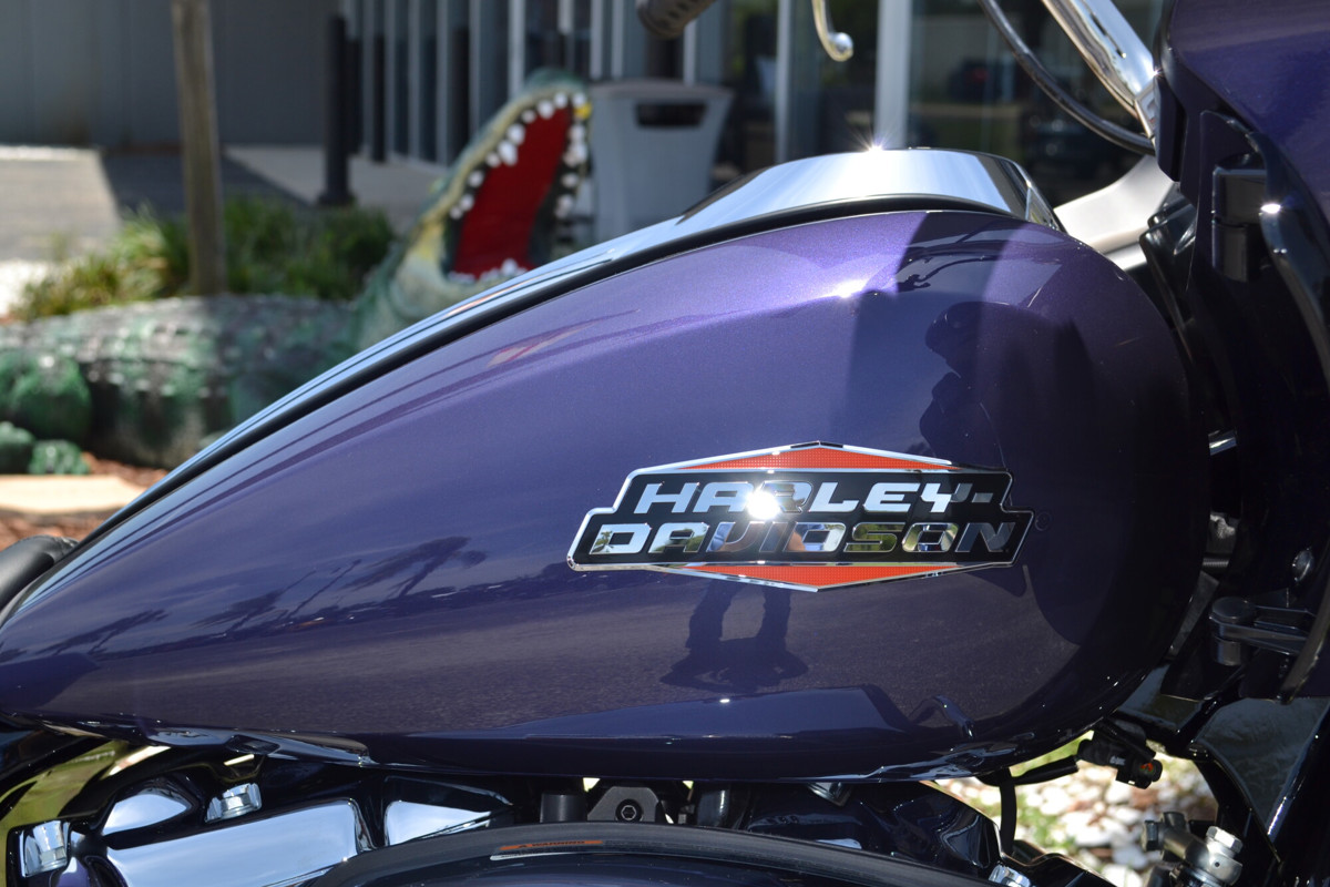 Road Glide®