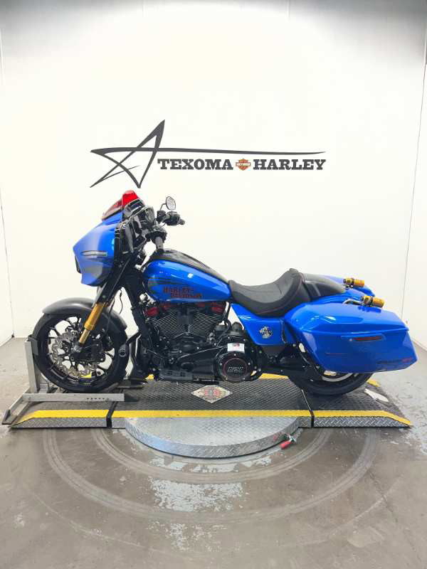 CVO® Street Glide® ST