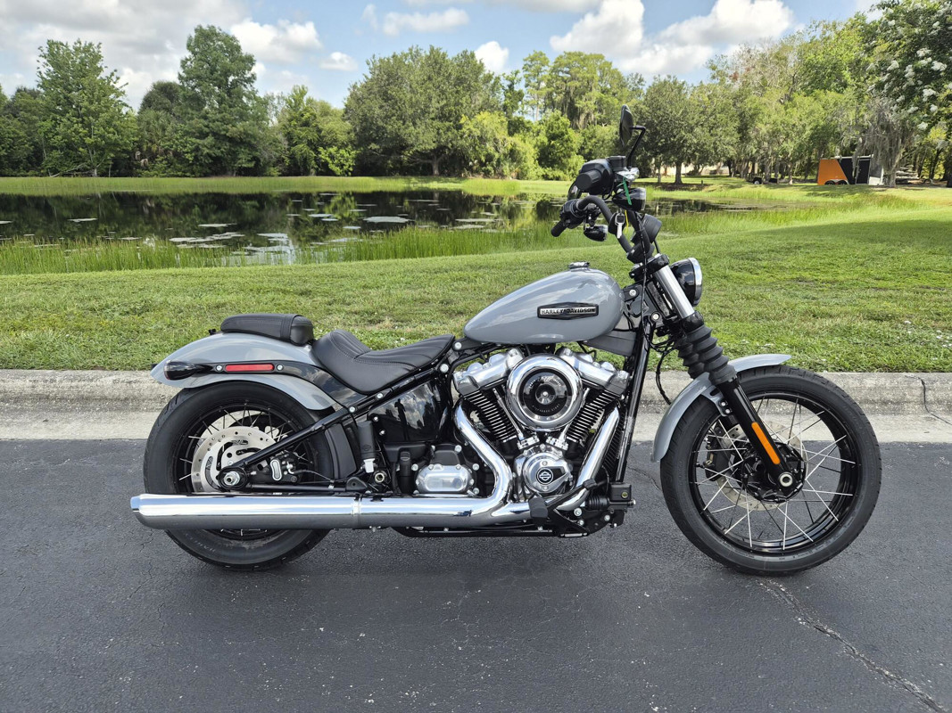 Street Bob®