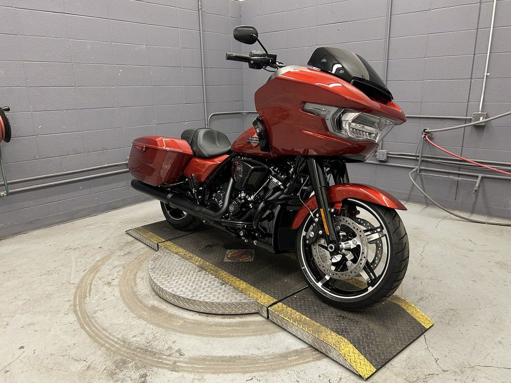Road Glide®