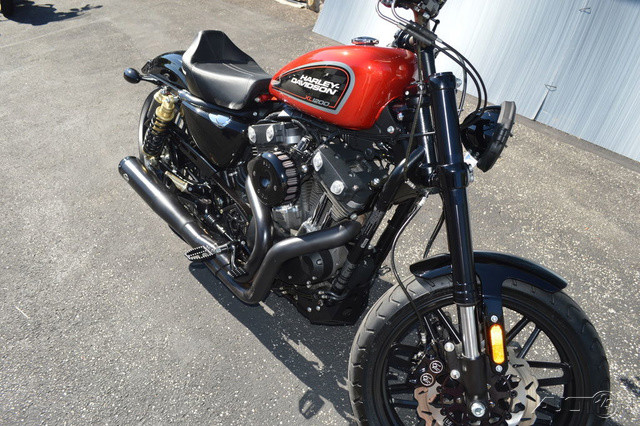 Sportster® Roadster®