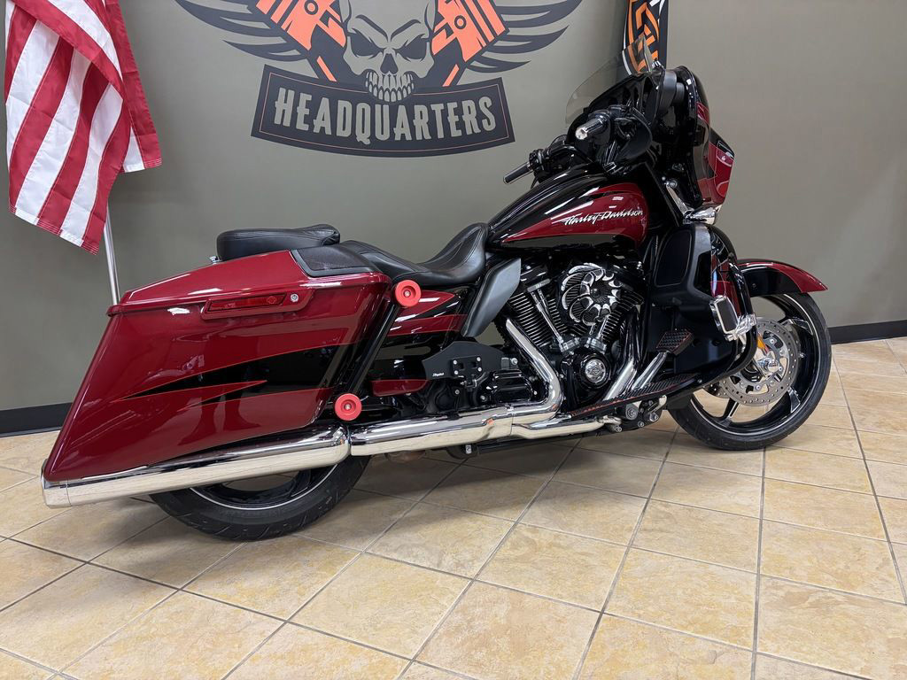 CVO® Street Glide®