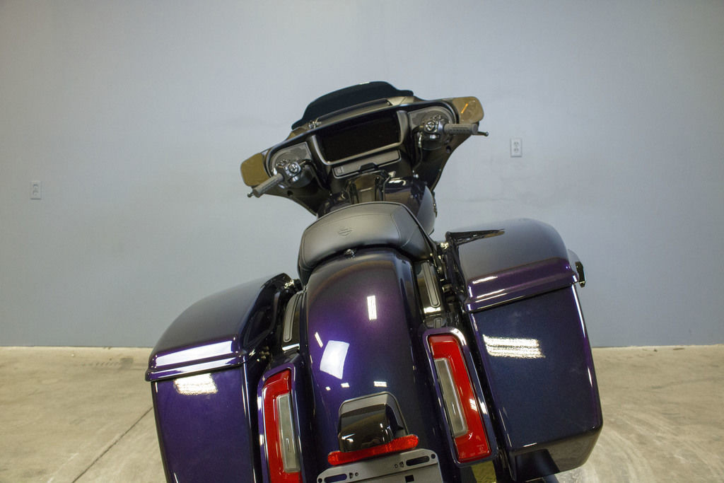Street Glide®