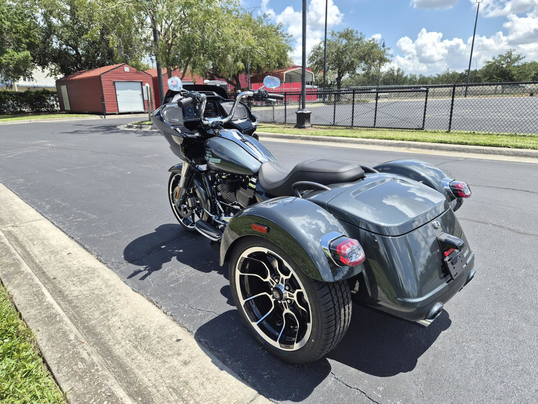 Road Glide® 3