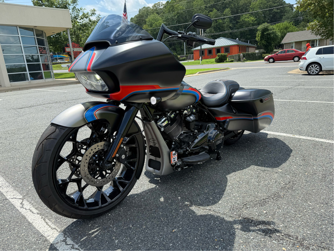 Road Glide® Special