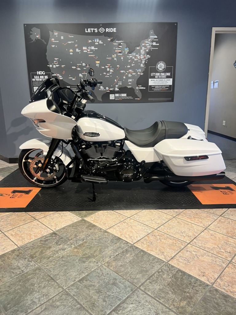 Road Glide®