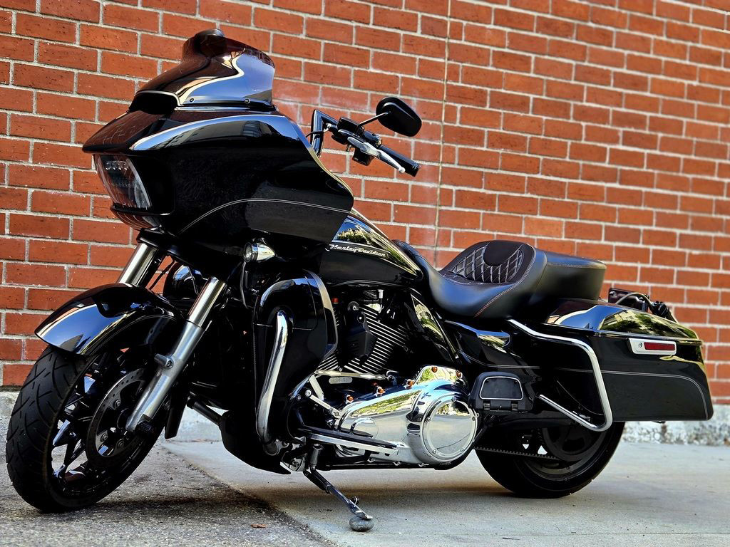 Road Glide® Ultra