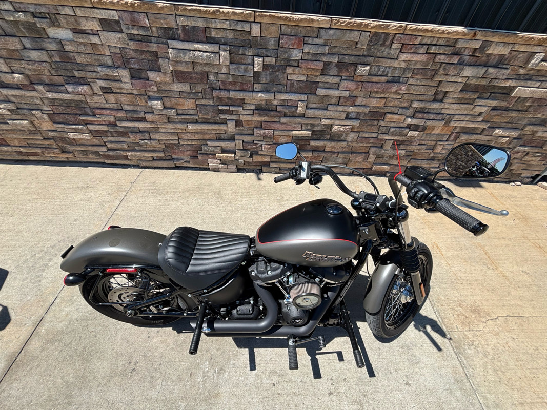 Softail® Street Bob®