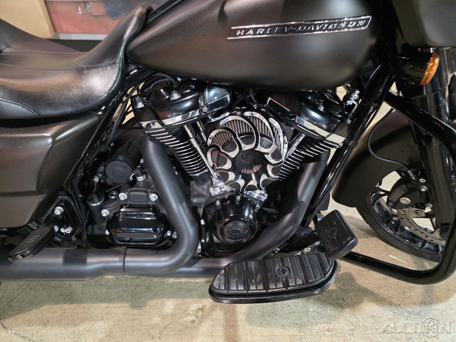 Street Glide® Special