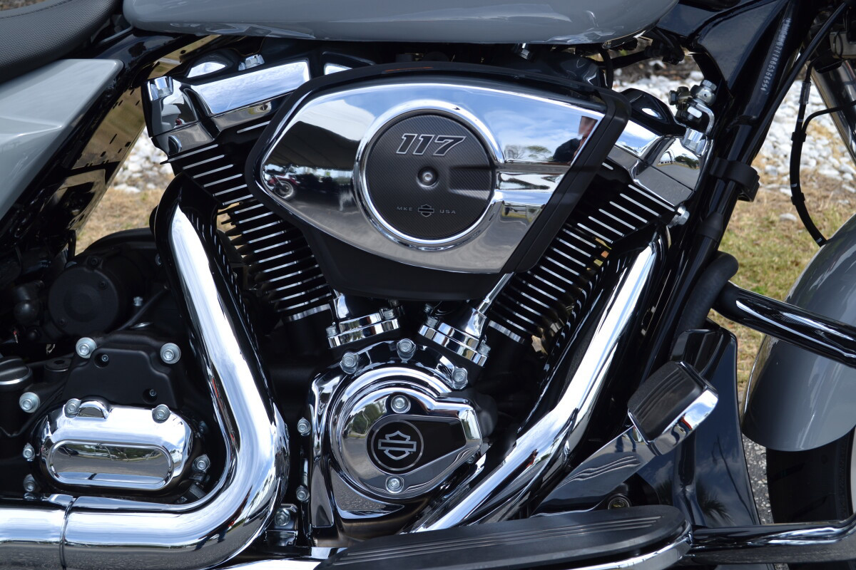 Street Glide®