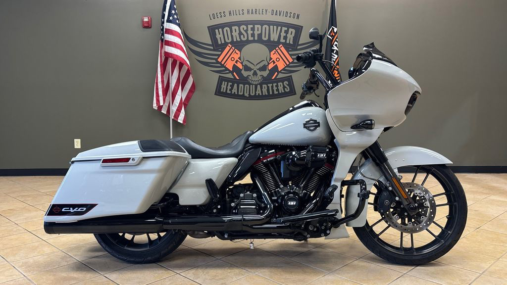 CVO® Road Glide®