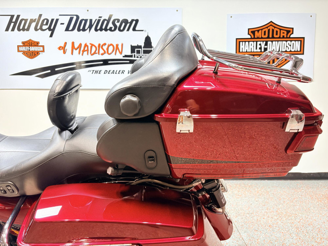 CVO™ Road Glide® Ultra