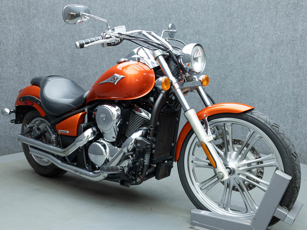 Vulcan 900 Custom