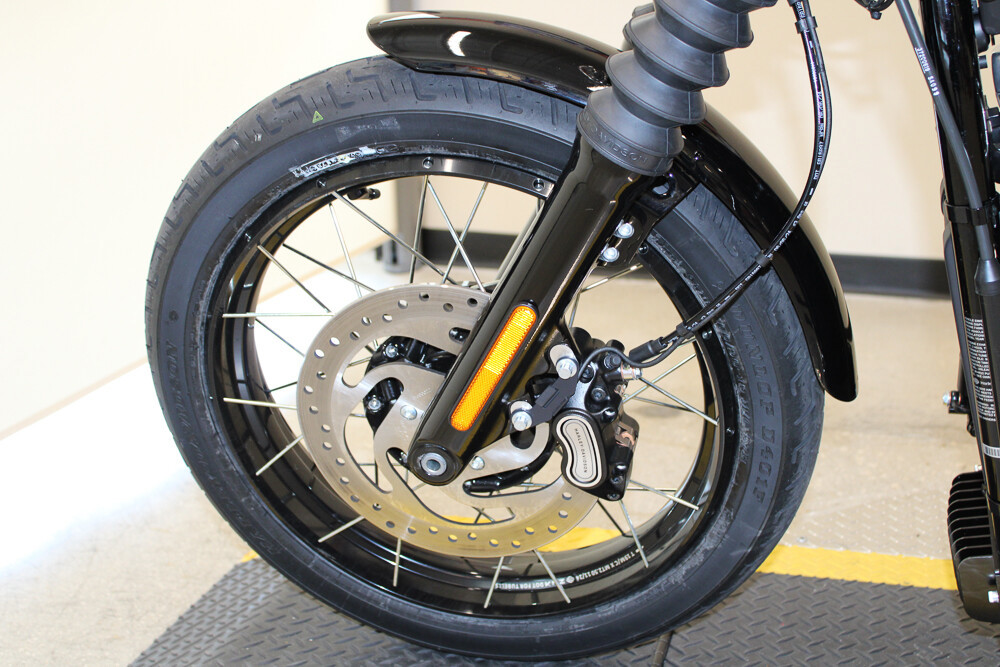 Street Bob®