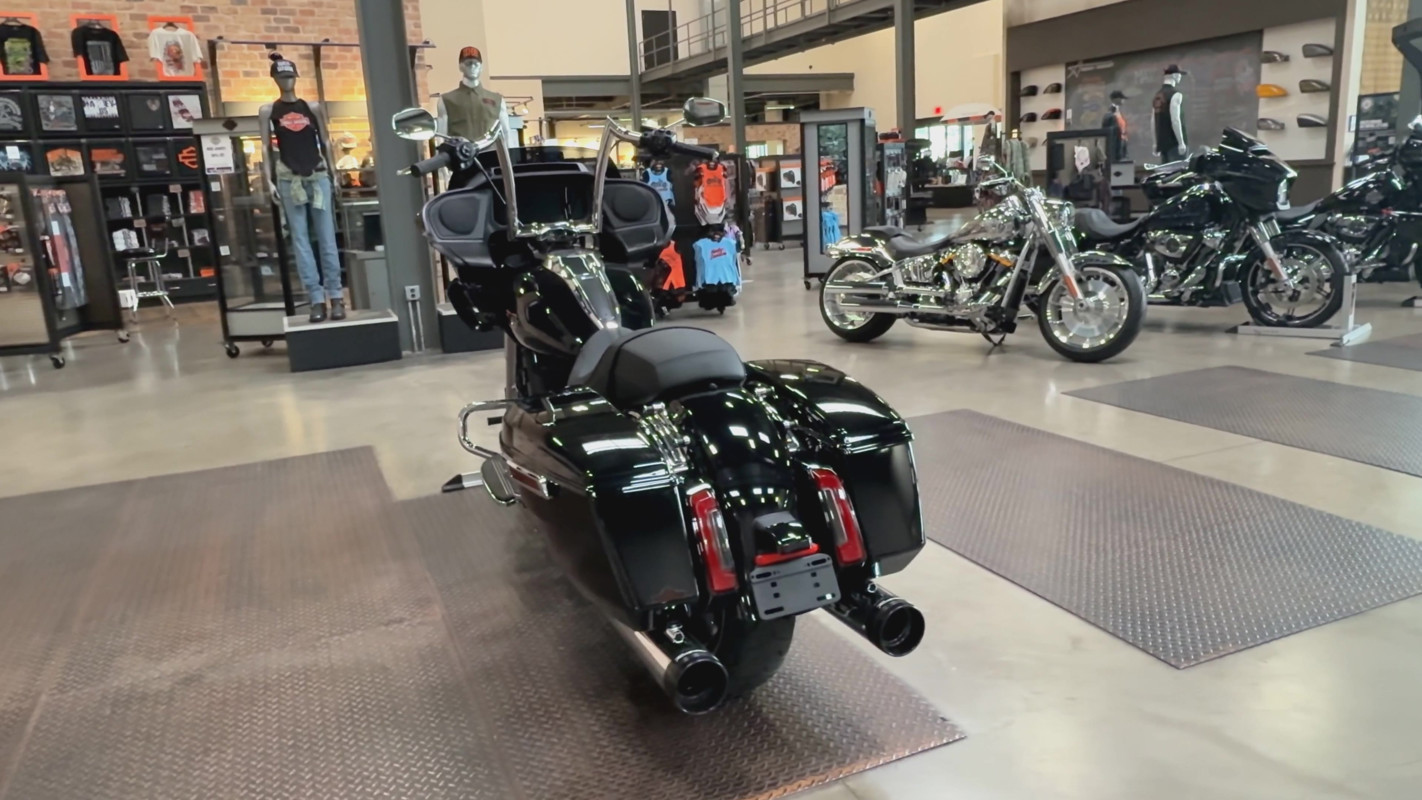 Road Glide®