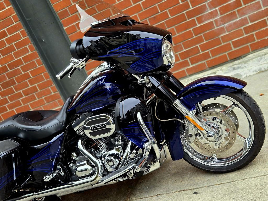 CVO® Street Glide®