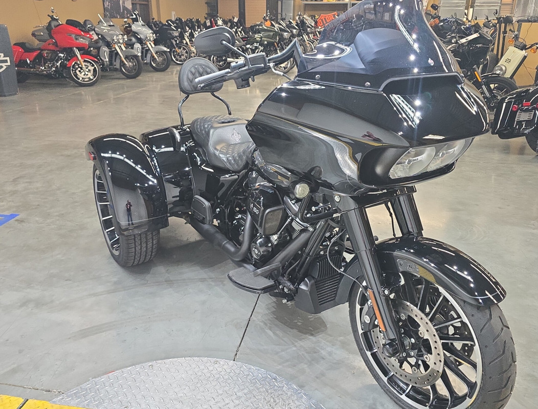Road Glide® 3
